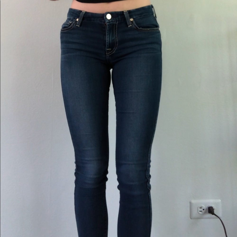 7 FOR ALL MANKIND SKINNY JEANS SIZE 23 WAIST😍